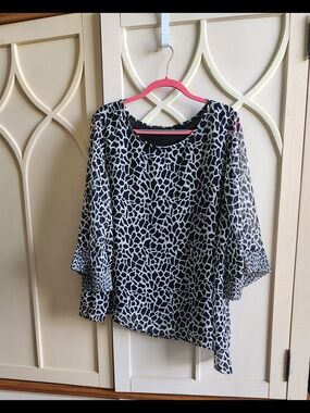 FYLO Black and White Animal Print Blouse